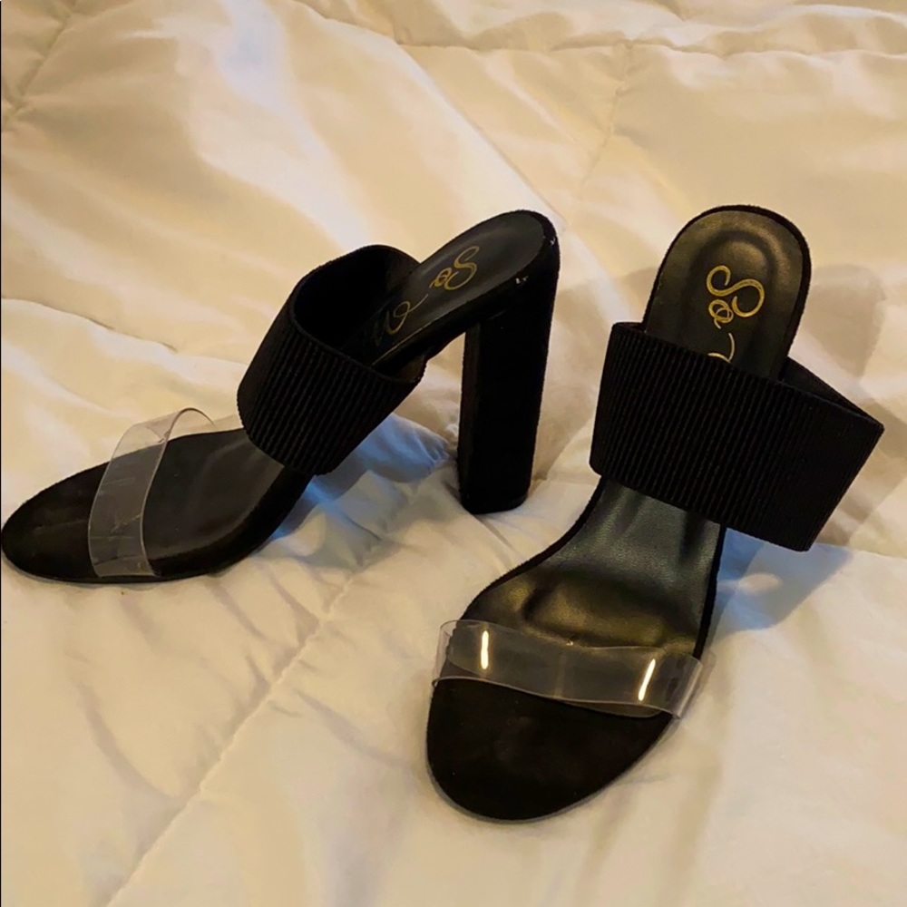 Cute blk shoes!